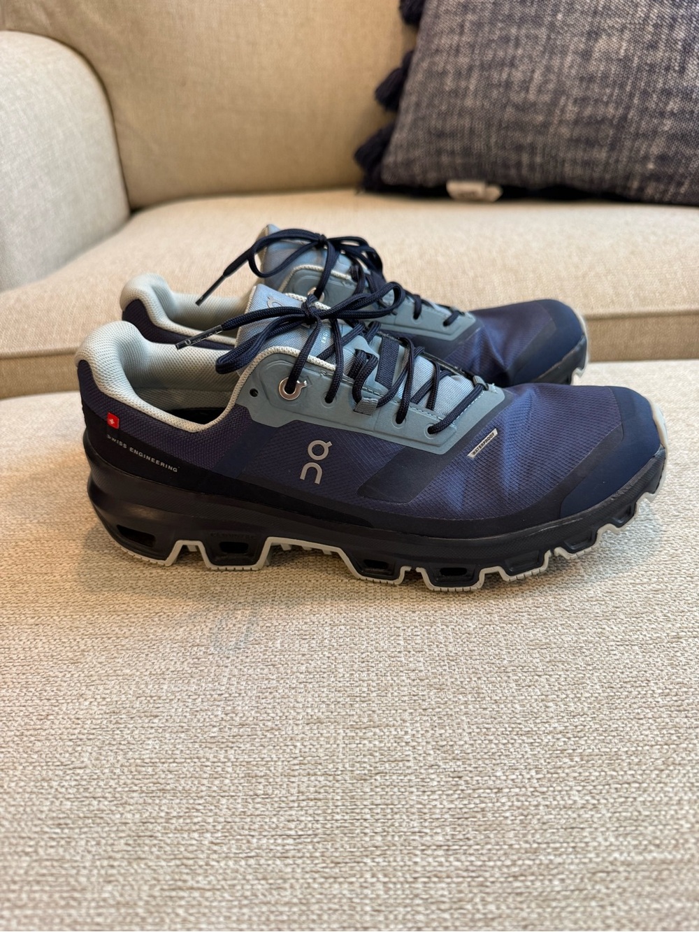On Women’s Cloudtrail Waterproof Trail Shoes - Navy & Gray - Picture 3 of 8